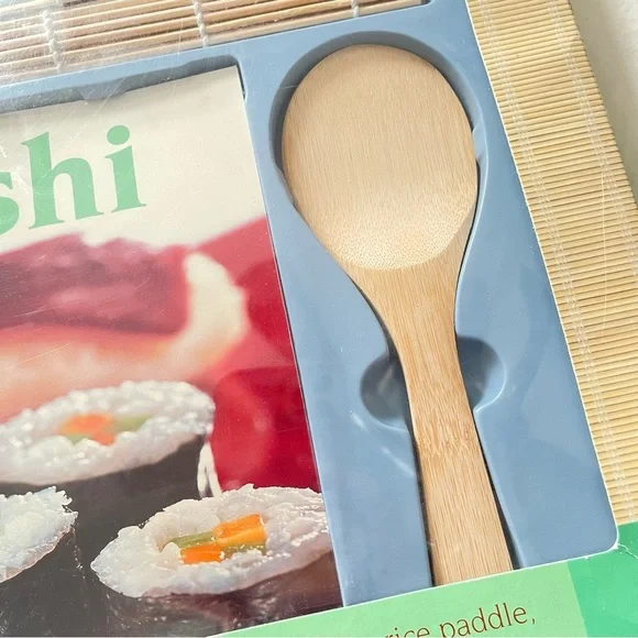 Sushi Book and Kit Serving Mat/Utensil New - Picture 5 of 7